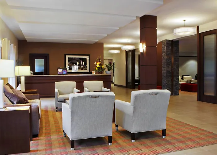 Four Points By Sheraton Winnipeg South